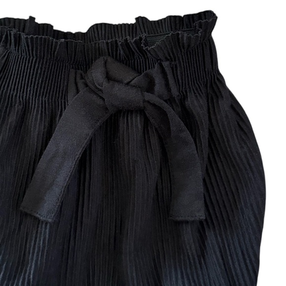 ZARA KIDS • Black Pleated Palazzo Pants Wide Leg Bow - Picture 3 of 6
